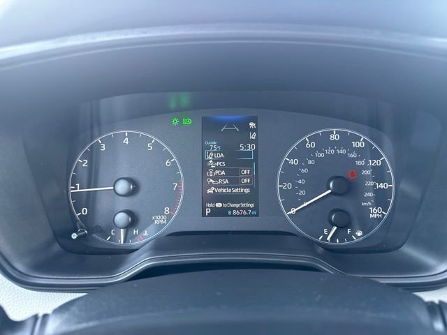 Used 2024 Toyota Corolla LE FWD image 14