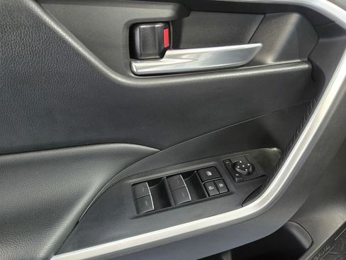 Used 2023 Toyota RAV4 XLE w/ Convenience Package FWD image 13