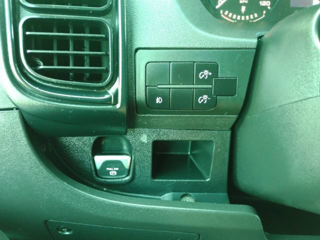Used 2025 RAM ProMaster 2500 w/ Convenience Group FWD image 28