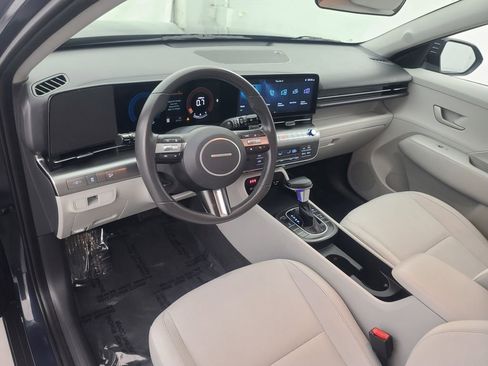 Used 2025 Hyundai Kona SEL image 22