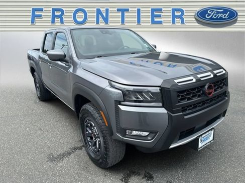 Used 2026 Nissan Frontier PRO-4X AWD/4WD image 8