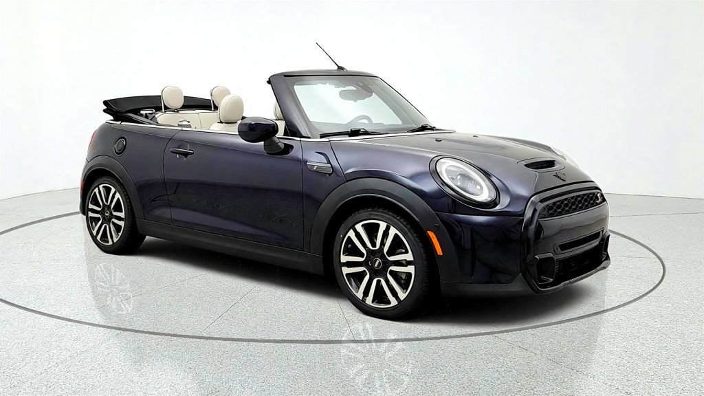 Used 2024 MINI Cooper S FWD image 3