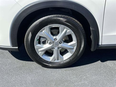 Certified 2025 Honda HR-V LX image 27