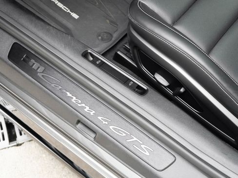 Used 2022 Porsche 911 Carrera 4 GTS image 16