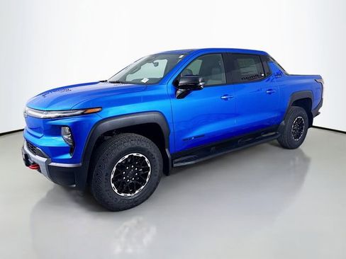 New 2026 Chevrolet Silverado EV Trail Boss image 3