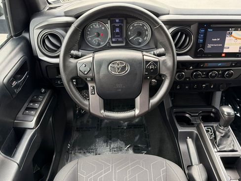 Certified 2017 Toyota Tacoma TRD Sport image 13