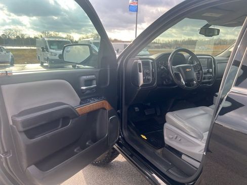 Used 2018 Chevrolet Silverado 1500 LTZ image 13
