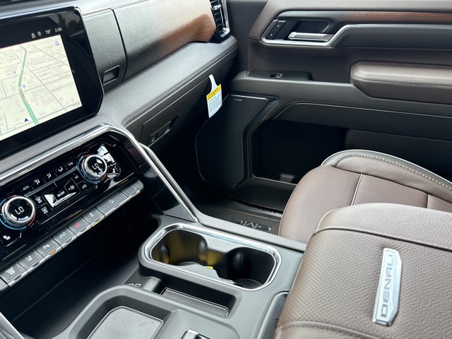 New 2026 GMC Sierra 2500 Denali w/ Denali Reserve Package AWD/4WD image 25