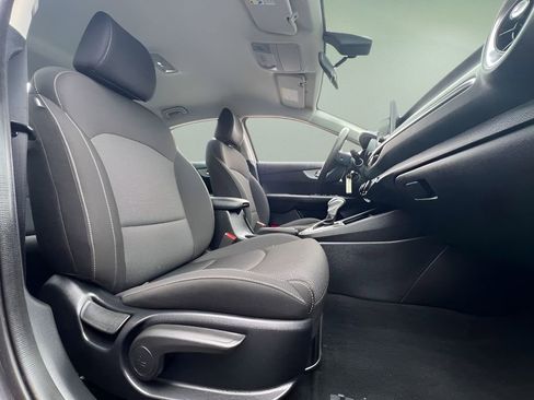 Used 2023 Kia Forte LXS FWD image 10