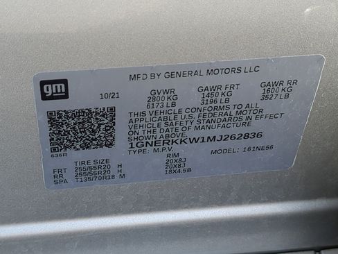 Used 2021 Chevrolet Traverse Premier w/ LPO, 'HIT The Road' Package FWD image 33