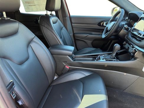 New 2026 Jeep Compass Limited image 15