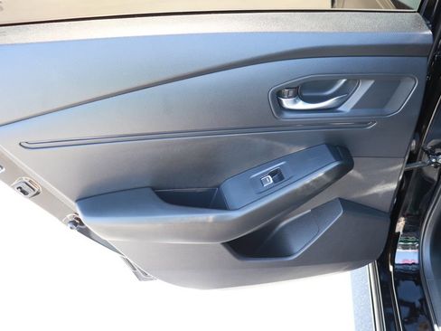 Used 2023 Honda Accord EX-L image 11