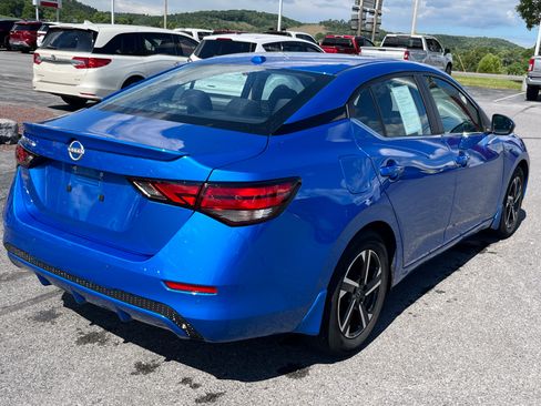 Used 2025 Nissan Sentra SV FWD image 5