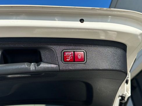 Used 2021 Mercedes-Benz GLE 350 4MATIC image 69