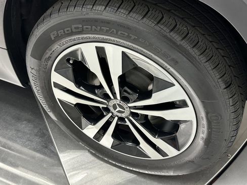 Certified 2024 Mercedes-Benz GLB 250 image 24