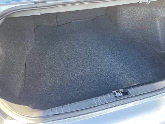 Used 2012 Chevrolet Impala LT FWD image 25