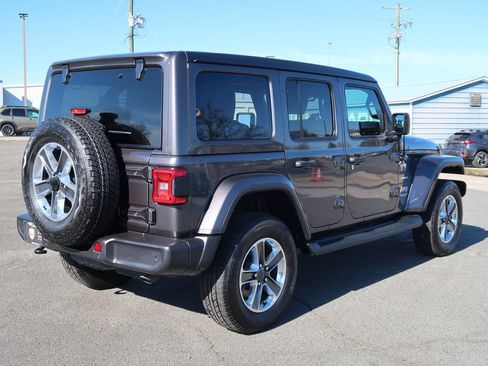 Used 2021 Jeep Wrangler Unlimited Sahara AWD/4WD image 8
