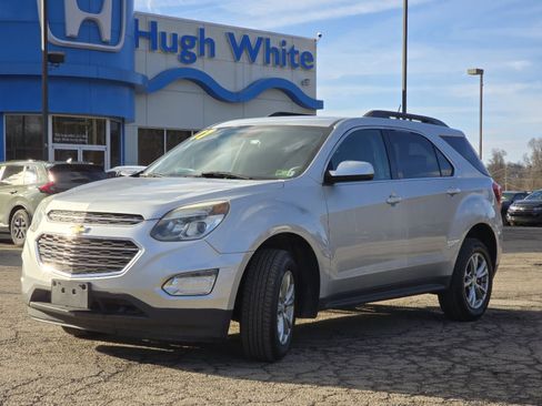 Used 2017 Chevrolet Equinox LT w/ Convenience Package image 7