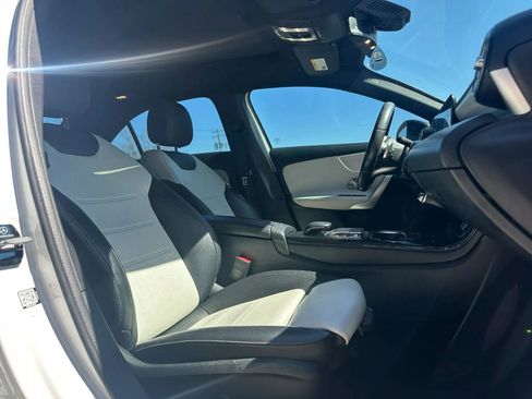 Used 2019 Mercedes-Benz A 220 4MATIC image 11