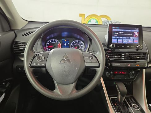 Used 2025 Mitsubishi Eclipse Cross AWD image 13