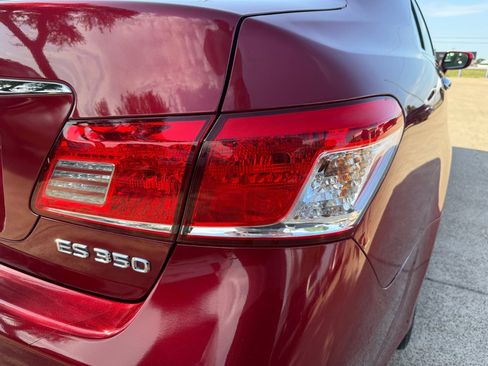 Used 2010 Lexus ES 350 FWD image 10