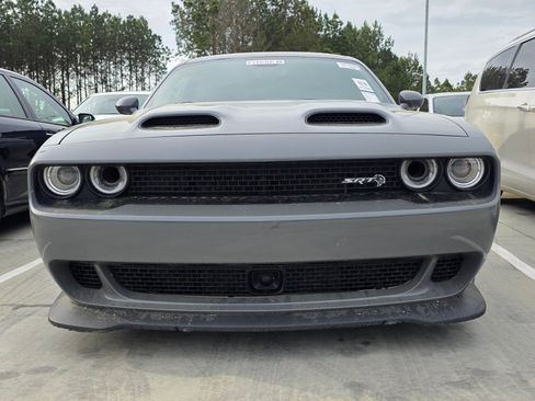 Used 2023 Dodge Challenger SRT Hellcat image 2