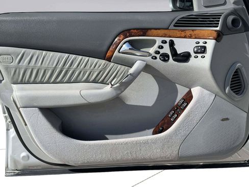 Used 2002 Mercedes-Benz S 500 image 18