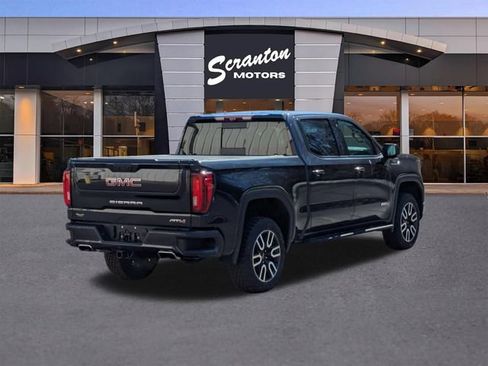 Certified 2022 GMC Sierra 1500 AT4 w/ AT4 Premium Package AWD/4WD image 5