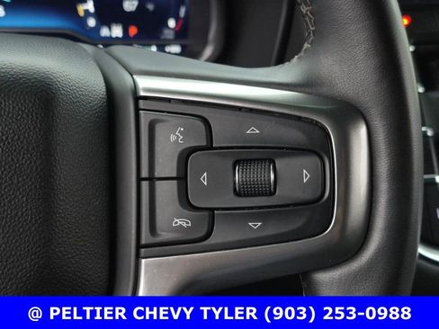 Used 2023 Chevrolet Suburban Premier AWD/4WD image 22