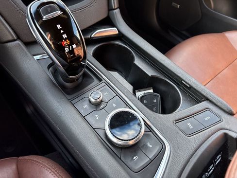 Used 2020 Cadillac XT5 Sportv w/ LPO, Floor Liner Package image 18