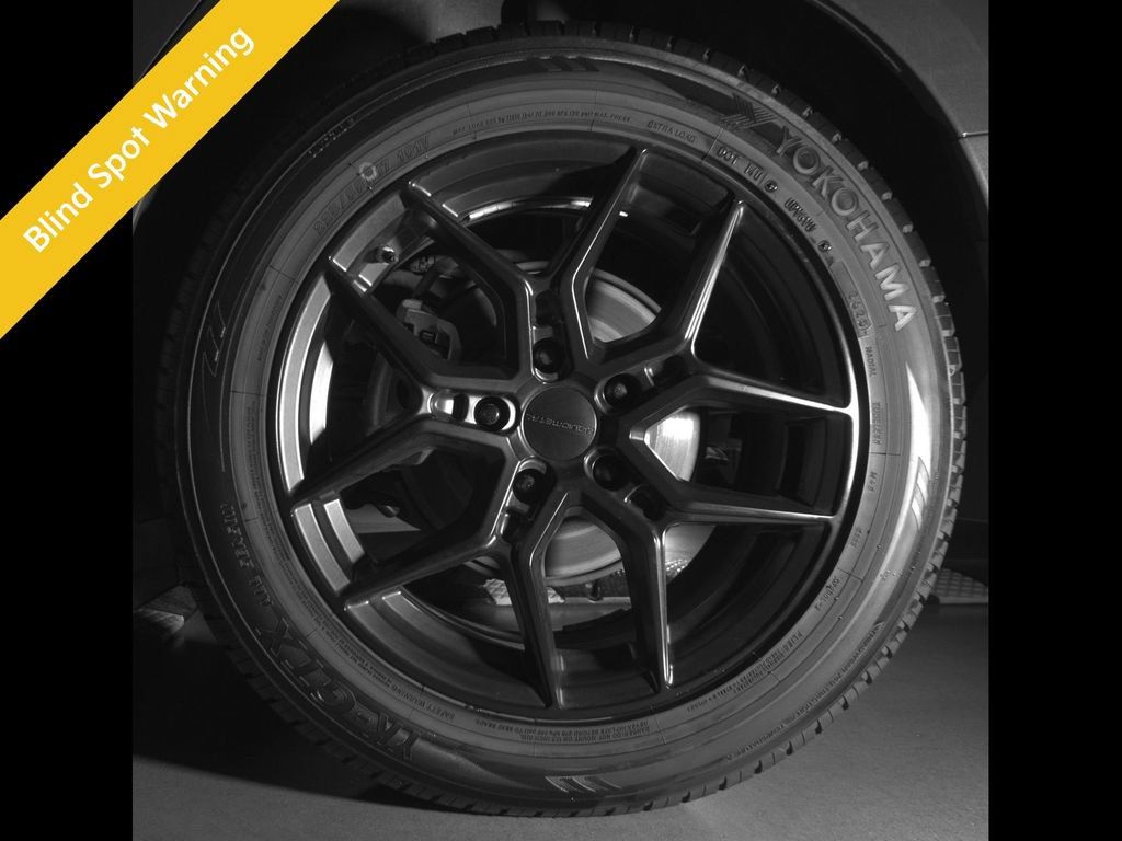 Used 2024 Nissan Altima 2.5 SR w/ SR Premium Package AWD/4WD image 12