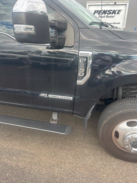 Used 2019 Ford F350 Platinum w/ Platinum Ultimate Package AWD/4WD image 5