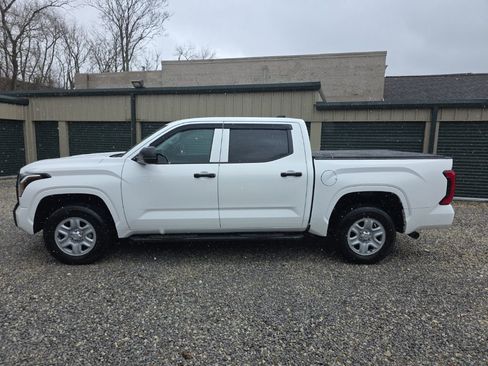 Used 2023 Toyota Tundra SR AWD/4WD image 3