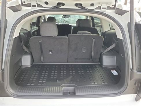 New 2026 Hyundai Ioniq 9 SE image 22