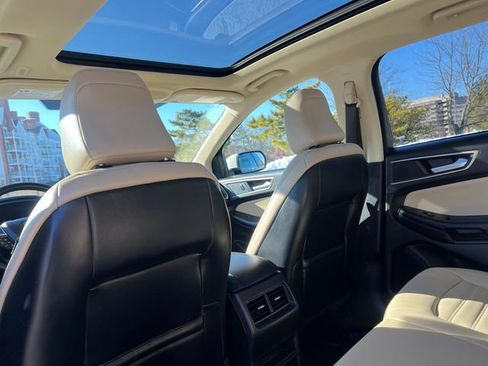 Used 2023 Ford Edge SEL image 27