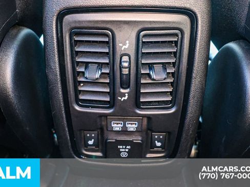 Used 2024 Dodge Durango GT image 59