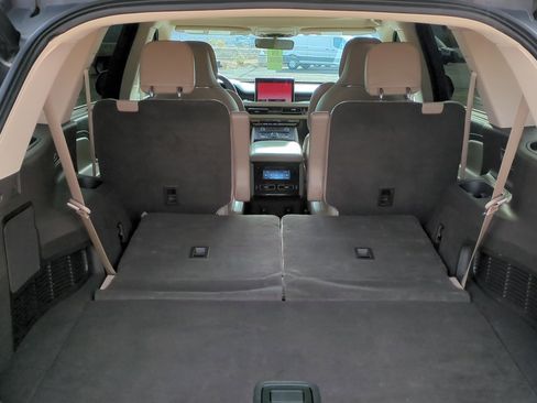 Used 2021 Lincoln Aviator Reserve w/ Equipment Group 202A image 31