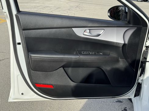 Used 2024 Kia Forte LXS image 23