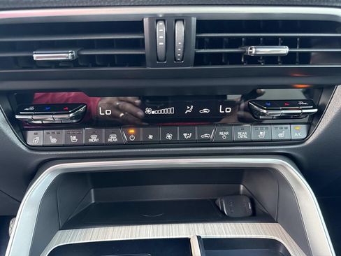 Certified 2026 MAZDA CX-90 3.3 Turbo w/ Premium Sport Pkg AWD/4WD image 29