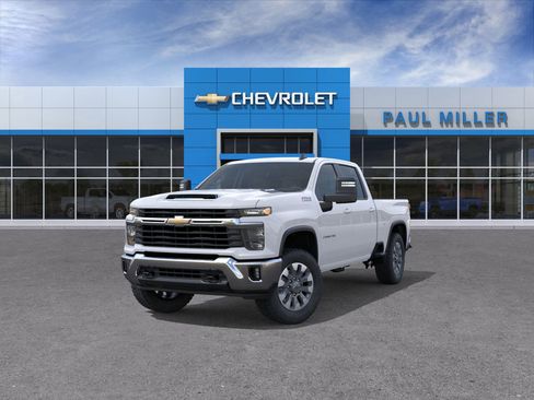 New 2026 Chevrolet Silverado 2500 LT image 8