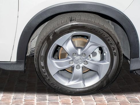 Used 2021 Honda HR-V LX image 39