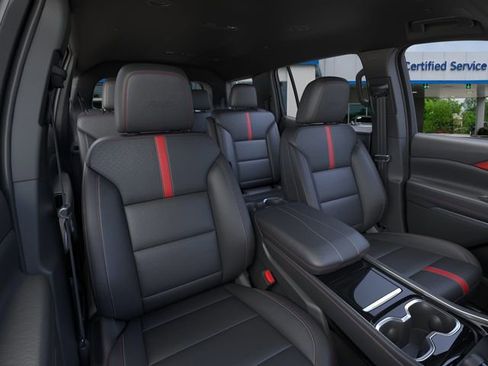 New 2026 Chevrolet Traverse RS w/ LPO, Floor Liner Package image 16