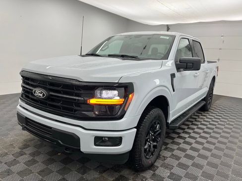 New 2025 Ford F150 XLT w/ Equipment Group 301A Standard image 11