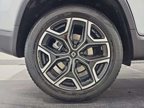 Used 2023 Rivian R1T Adventure AWD/4WD image 12