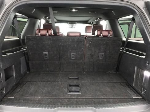 Used 2023 Ford Expedition Max Limited image 11