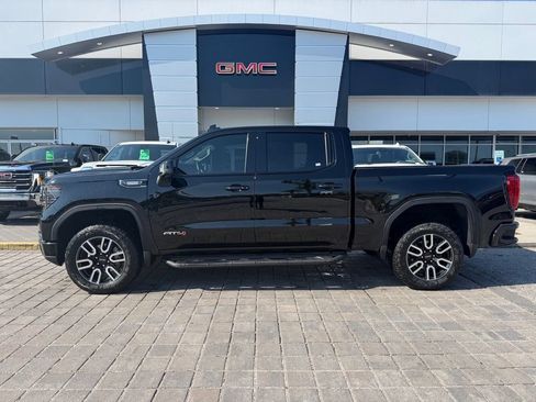 Used 2025 GMC Sierra 1500 AT4 w/ AT4 Premium Package AWD/4WD image 1