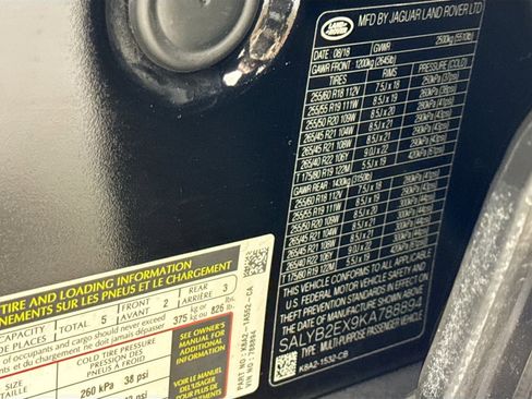 Used 2019 Land Rover Range Rover Velar S image 43