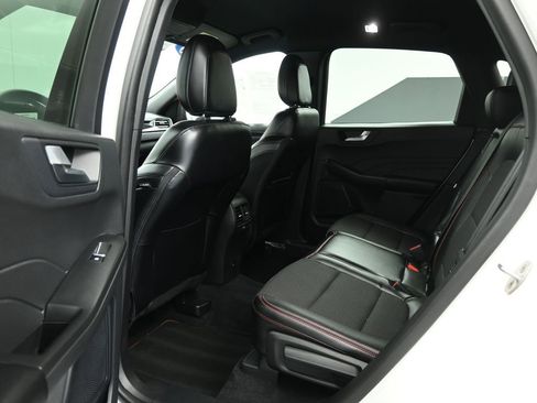 Certified 2023 Ford Escape ST-Line w/ Tech Pack #1 image 19