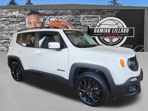 Used 2017 Jeep Renegade Altitude AWD/4WD image 1