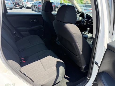 Used 2025 Honda HR-V LX image 21